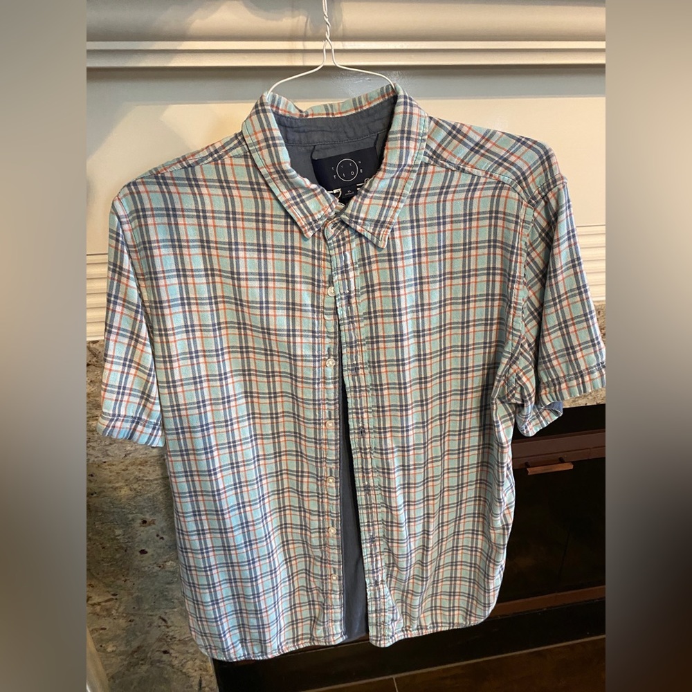 Even Tide Casual Button Down